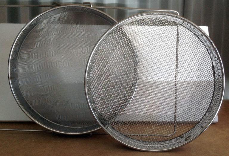 HONEY STRAINER ADJUSTABLE FRAME DOUBLE STRAINER IN 304 STAINLESS STEEL